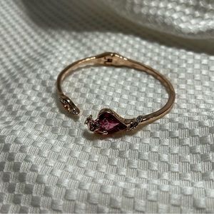 Brand new Gold bracelet with pink stone heart